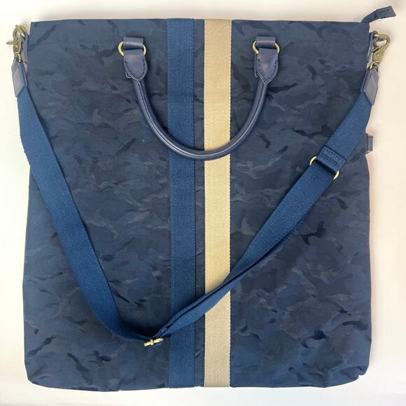Mark & Graham Blue Camo Foldover Messenger Bag Tote - Picture 1 of 11